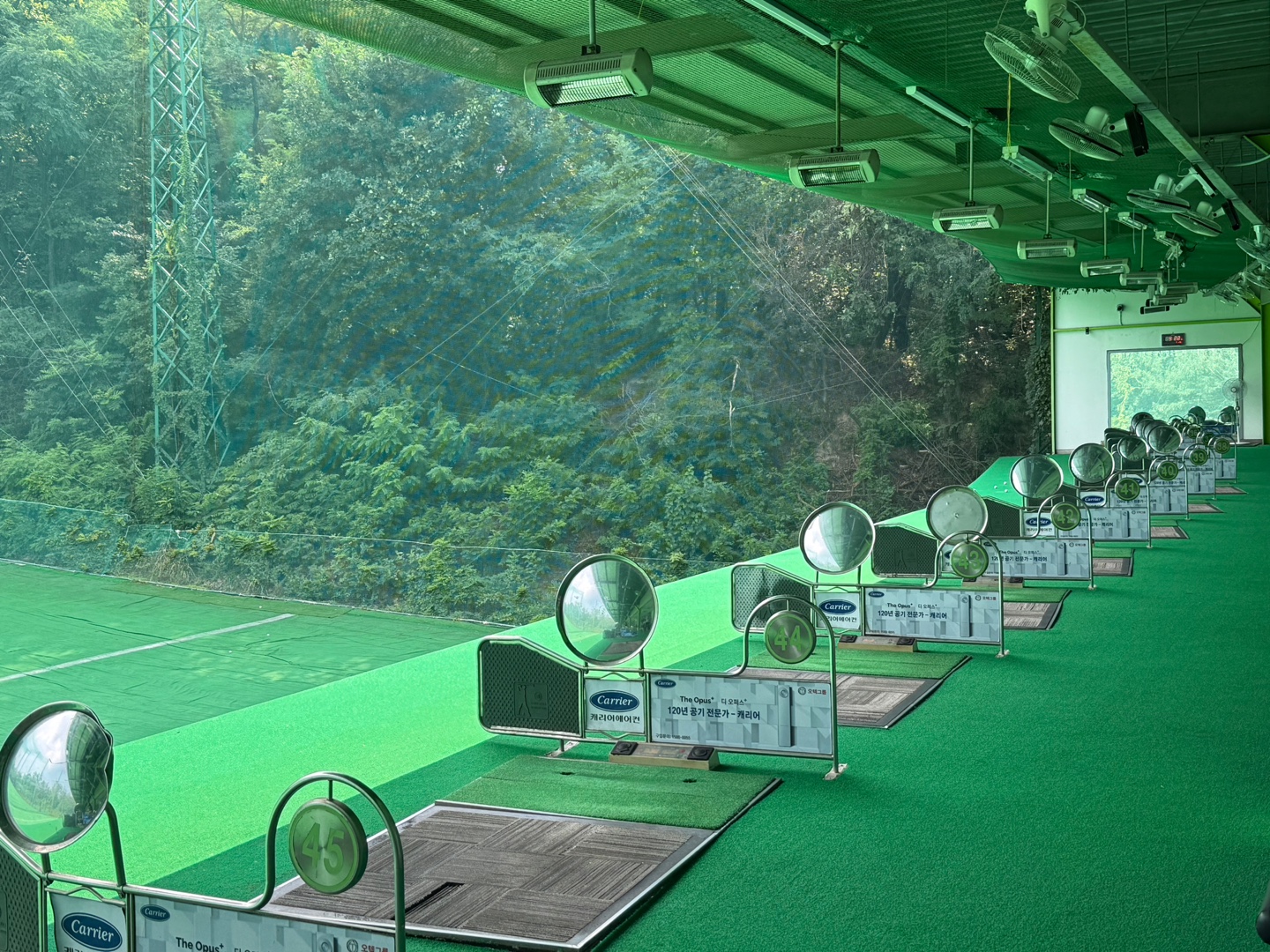 타석 전경 이미지2